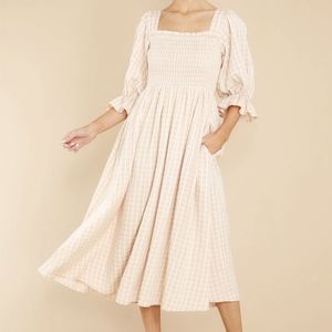 🎉SOLD🎉 Reddress Boutique Aura tan dress small